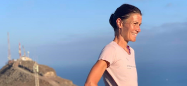 Sofia Norgren på ett berg i Maderia